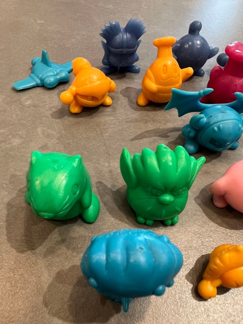 希少】星のカービィ 塩ビフィギュア 食玩 ガチャポン おまけ付き