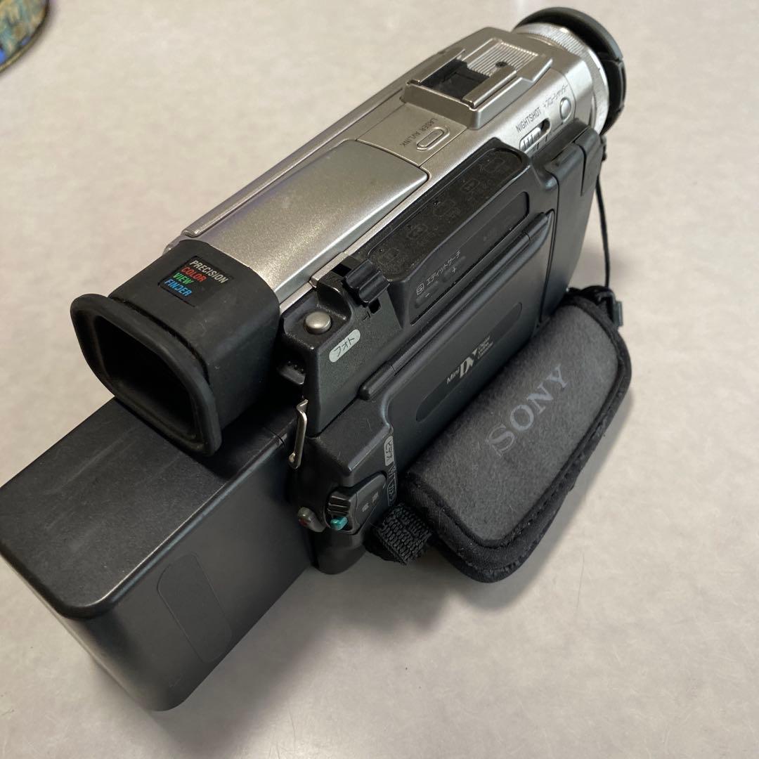 SONY miniDVビデオカメラ DCR-TRV8 ②