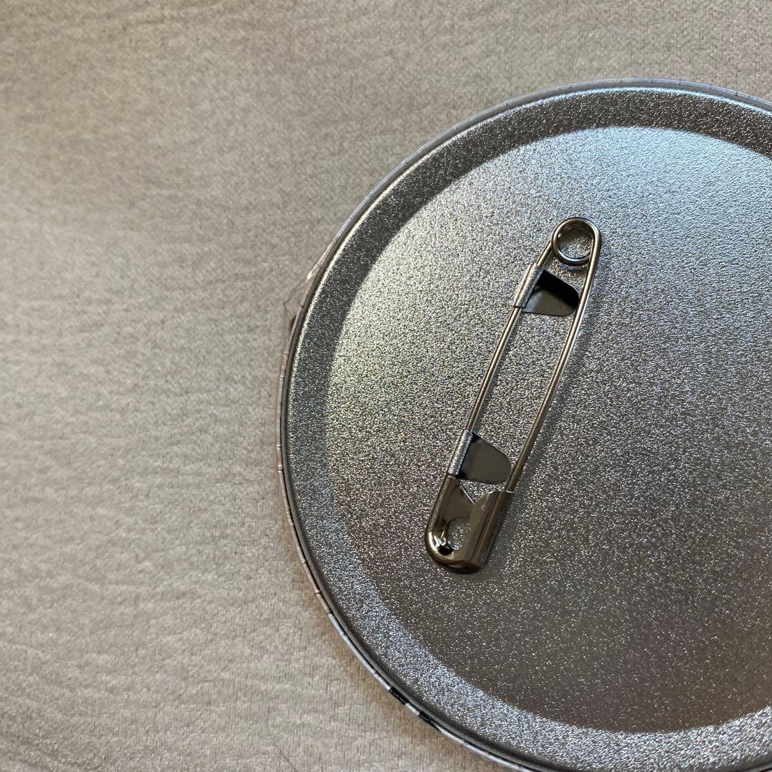 ヒロアカ ジャンプGIGA 応募者全員サービス 缶バッジ 爆豪勝己