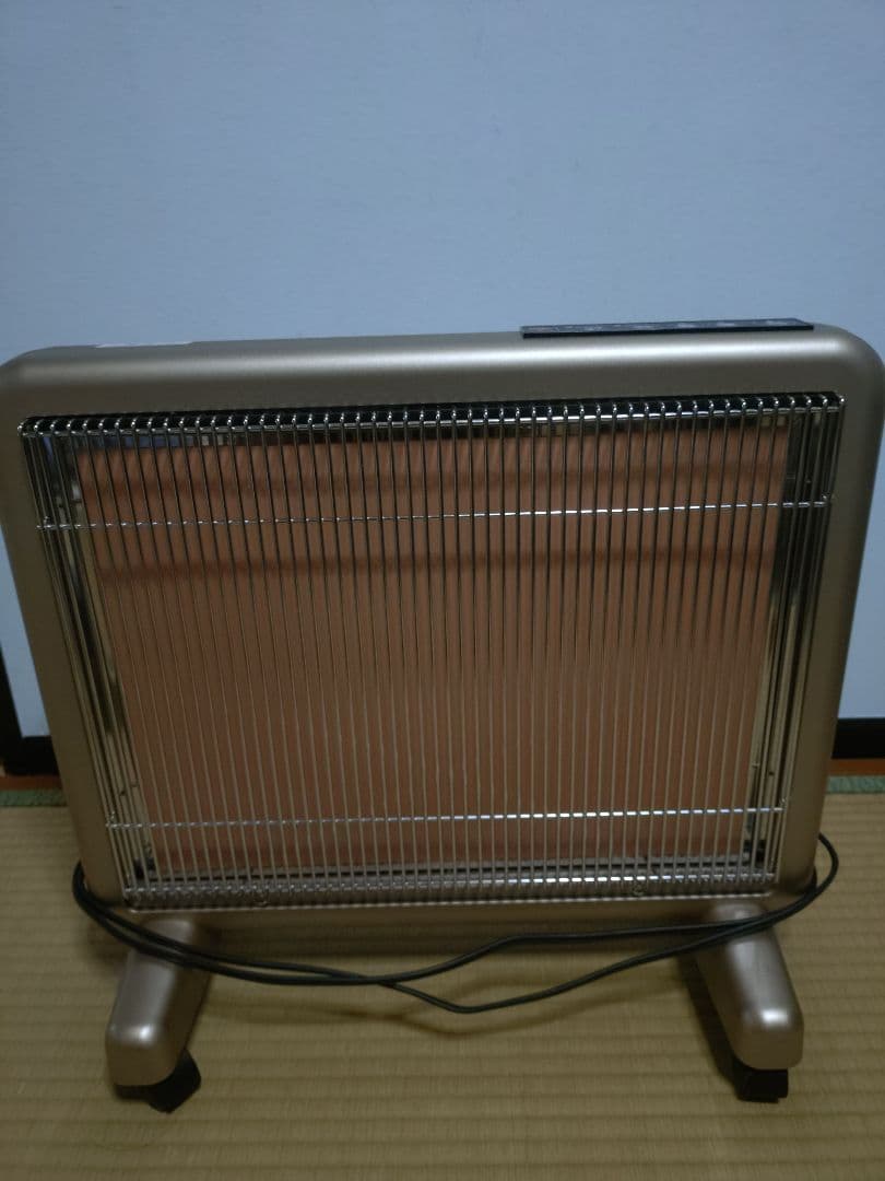 サンルミエ 遠赤外線ヒーター タイマー付き 楽天市場】【ご愛顧感謝セール3900円OFF】サンルミエ・エクセラ7