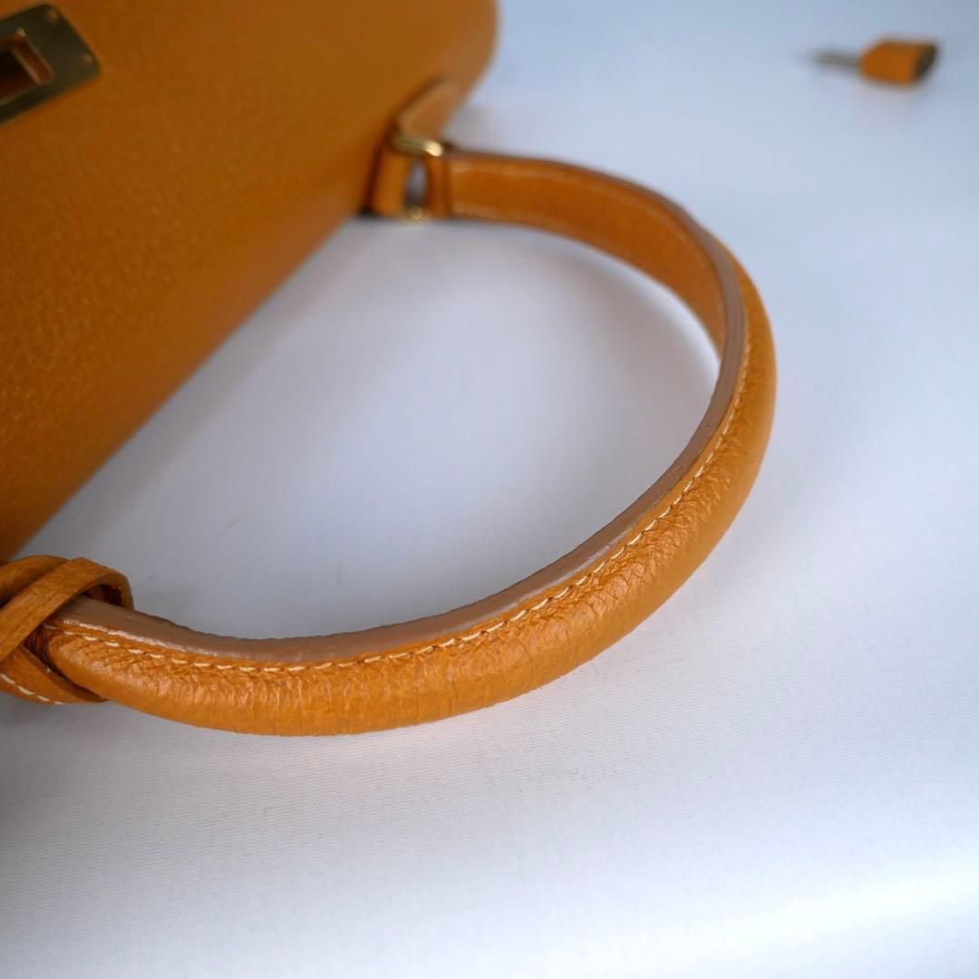 希少美品　Cellerini チェレリーニ　2Wayバッグ　キャメル　ゴールド