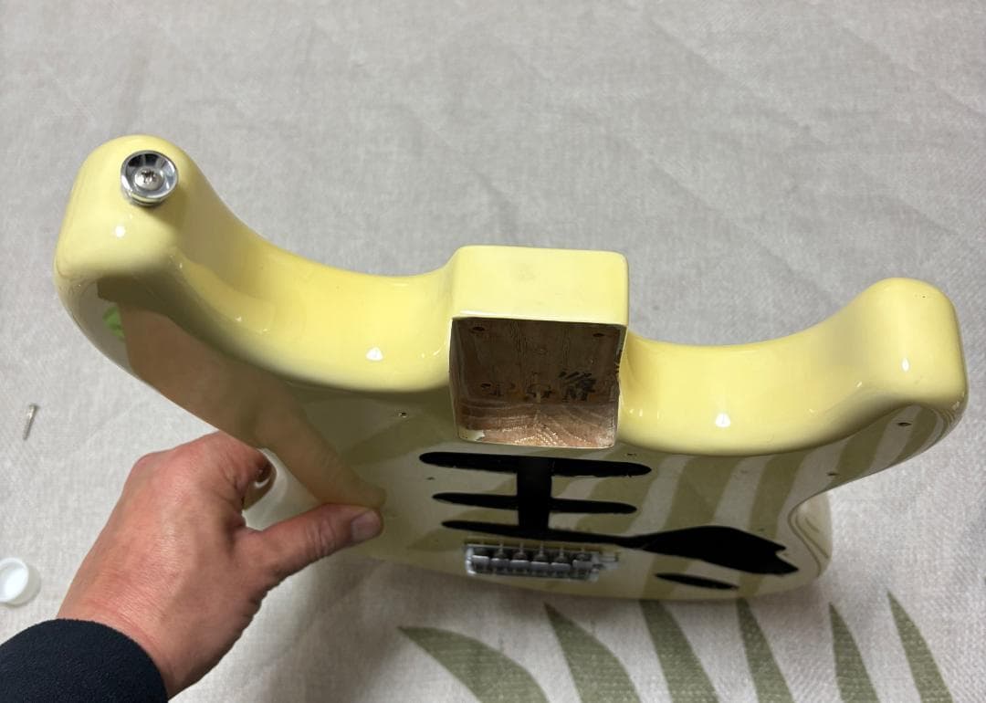 希少♪ MOON製 ストラト用ボディ アルダー ヴィンテージホワイト