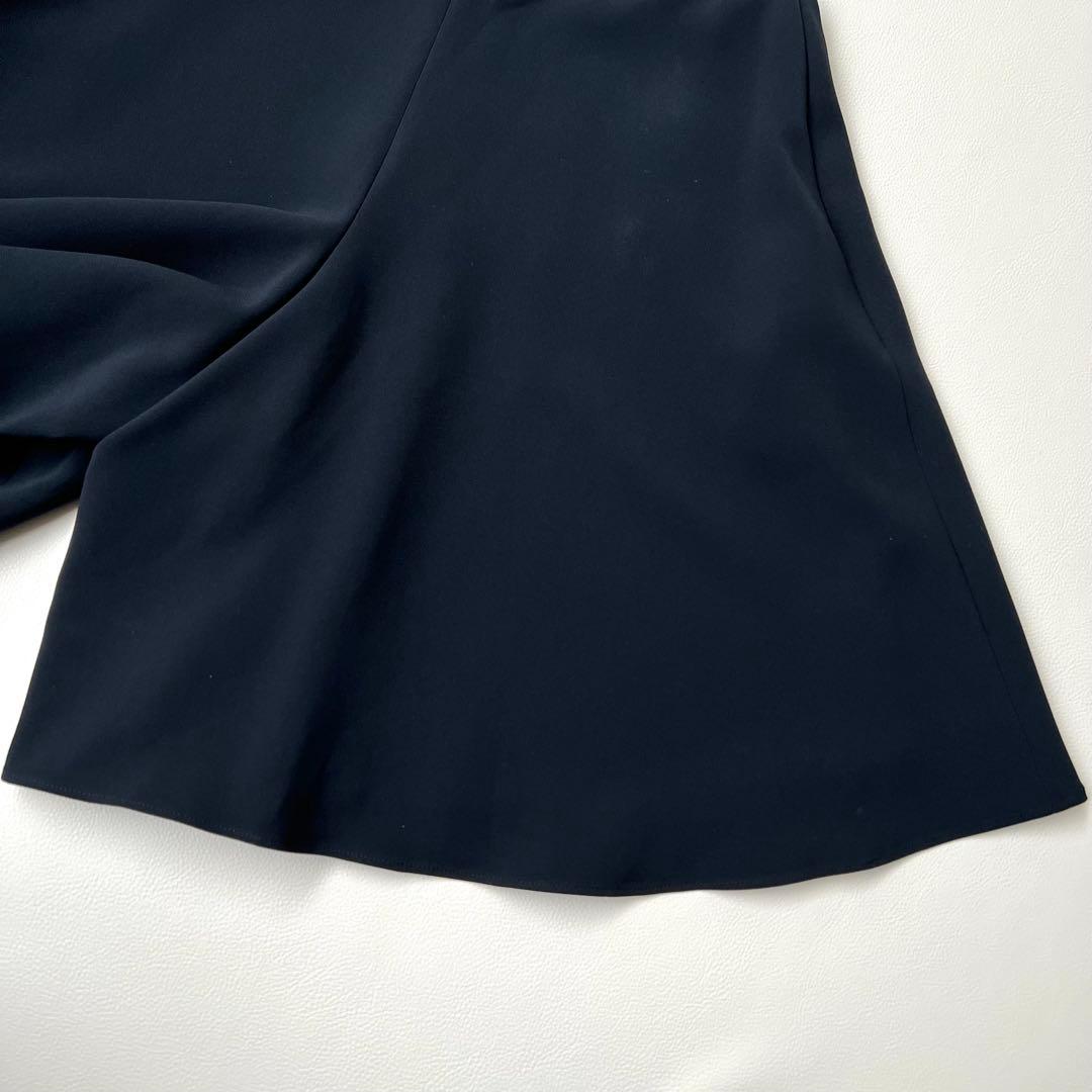 良品 Rene ルネ　キュロット ハーフパンツ　ネイビー　綺麗め　34