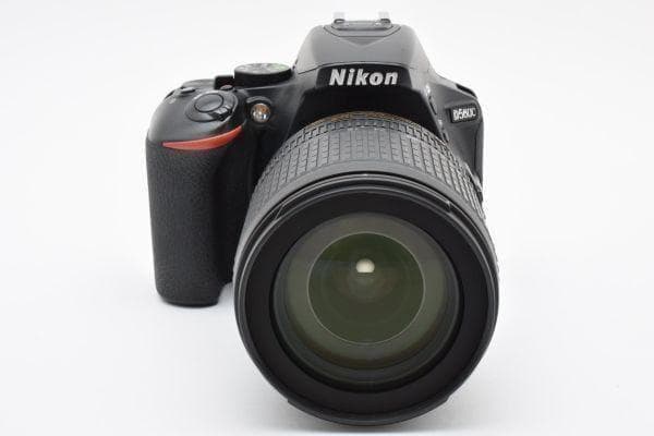 ニコン Nikon D5600 AF-S 18-105mm レンズセット