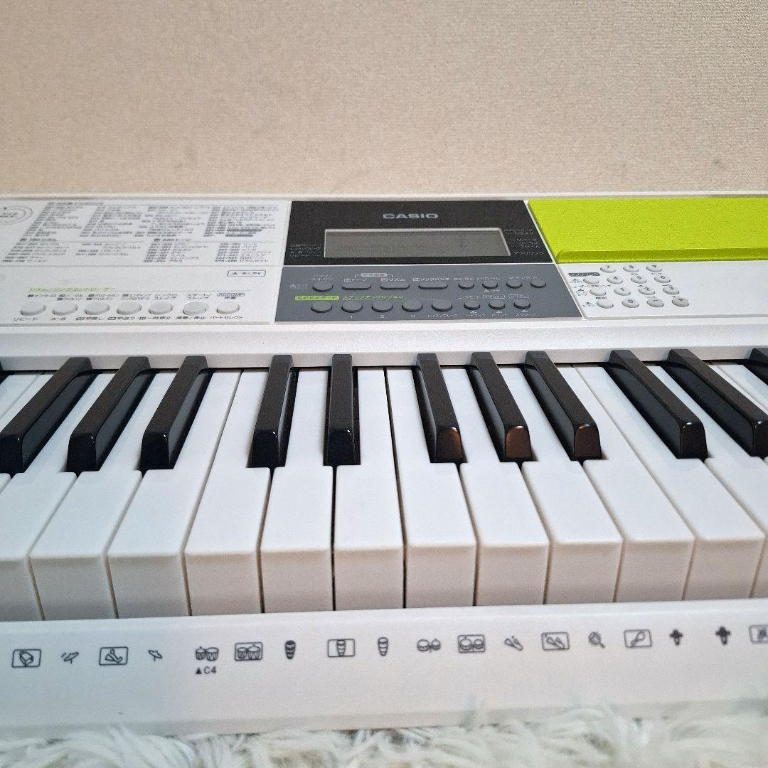 【送料無料】CASIO LK-511 電子ピアノ・キーボード ルーチェ 光ナビ