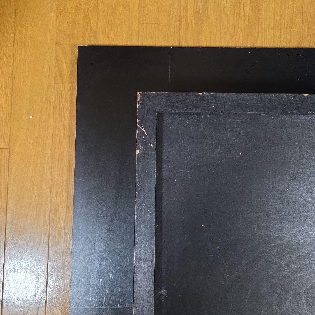 民芸調座卓ミニテーブル　赤と黒のフクロウ彫刻入り　中央に凹み有り ローテーブル