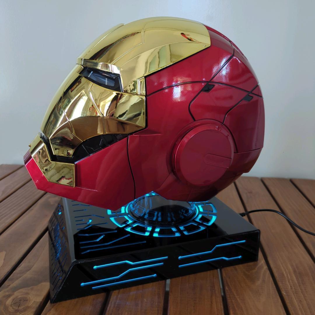 【アイアンマン】新品 ヘルメットスタンド マスクスタンド LED 七色点灯