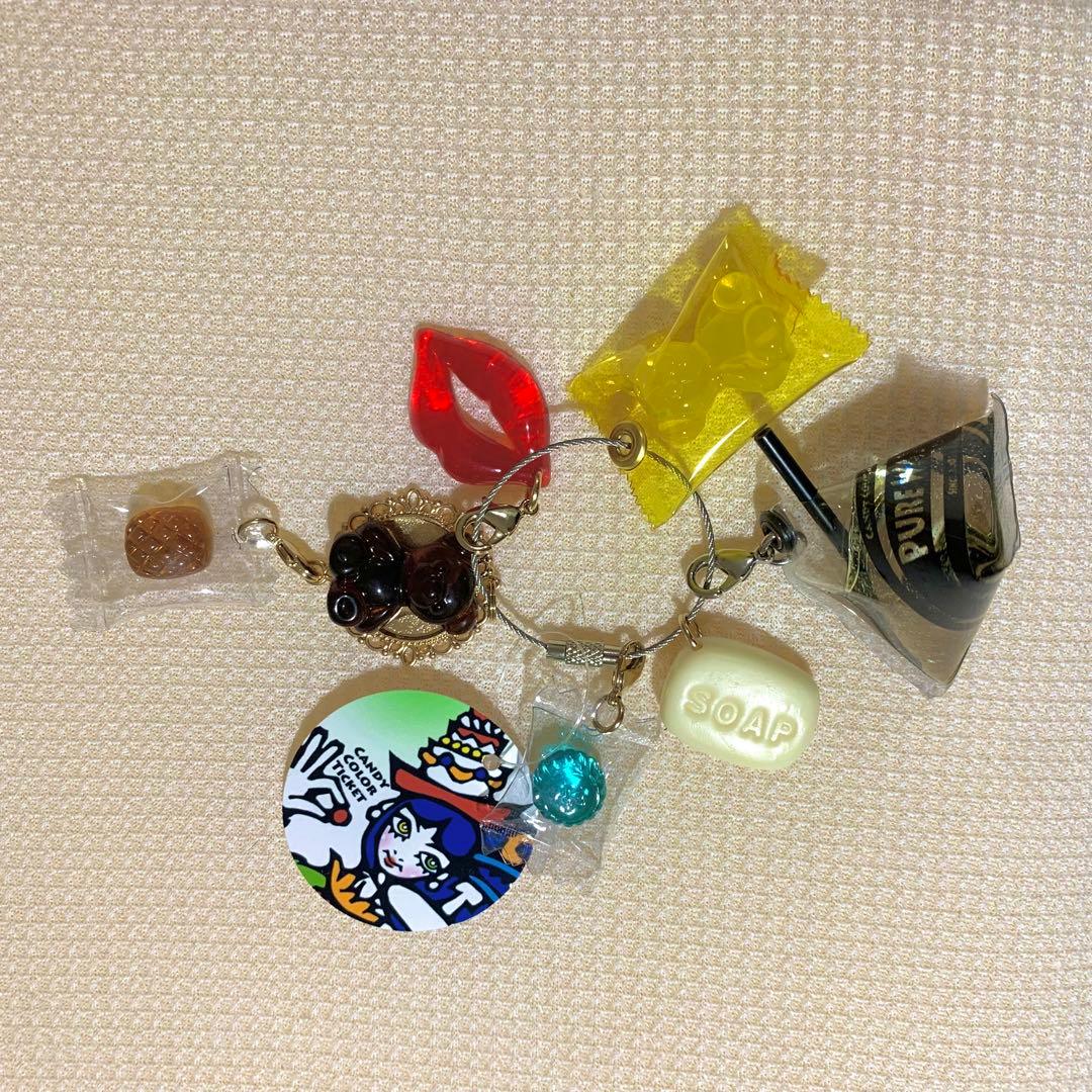 RUKURUKU様専用/夢の国の子猫達 花火 蓄光 オルゴナイトキーホルダー