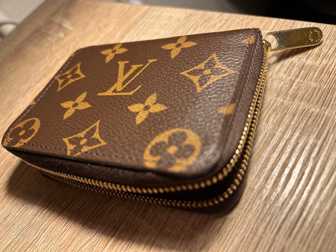 美品　ジッピー・パース LOUIS VUITTON