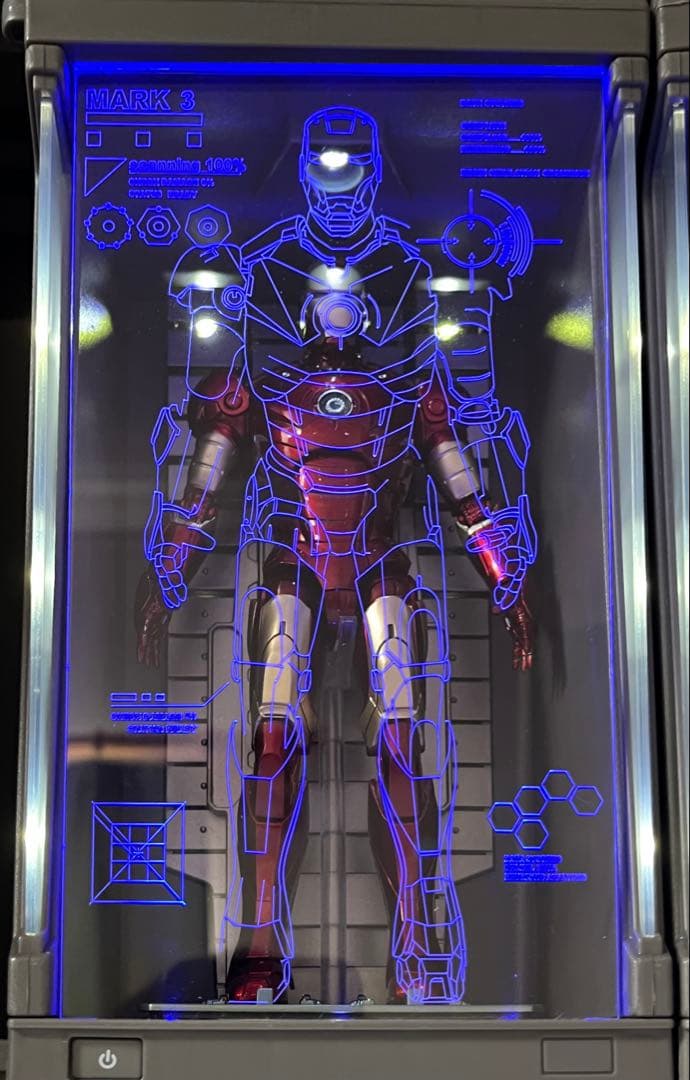 ZDTOYS 1/10 アイアンマン 10周年紀念 フィギュア 4点セット Amazon.co