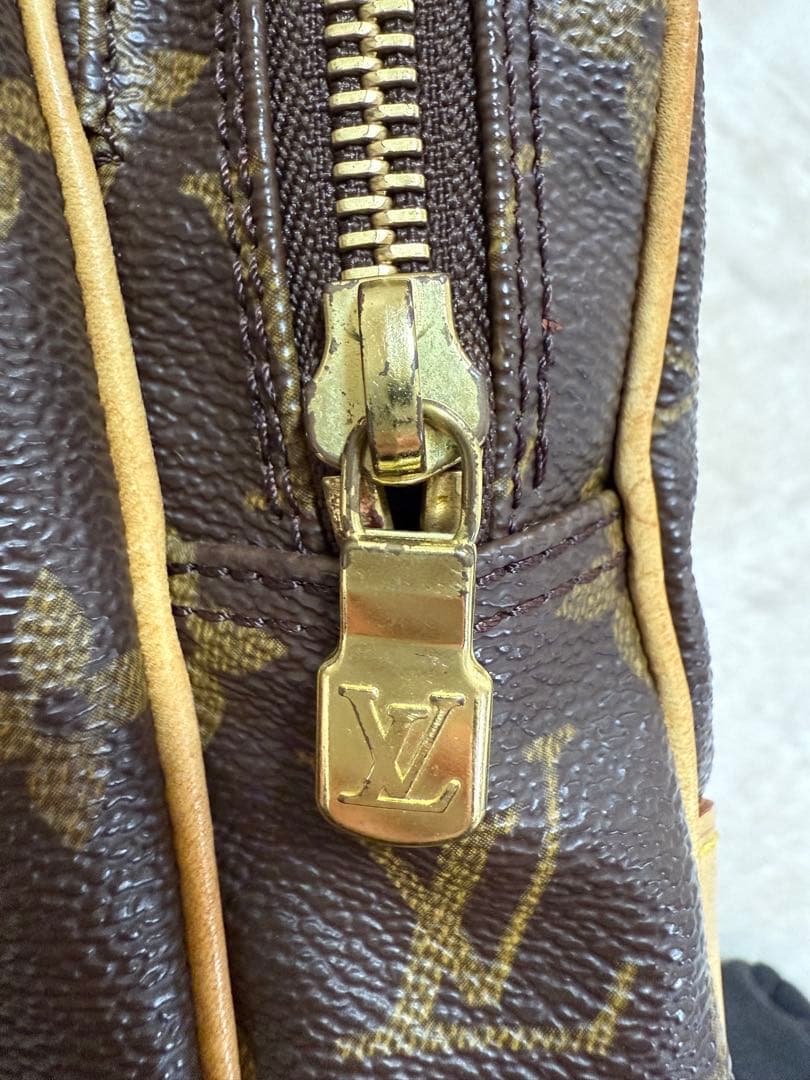 LOUIS VUITTON ショルダーバッグ アマゾン