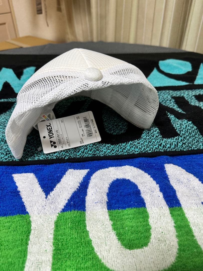 YONEX インターハイキャップ　白金