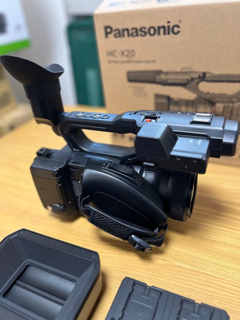 Panasonic HC-X20 ビデオカメラ 本体
