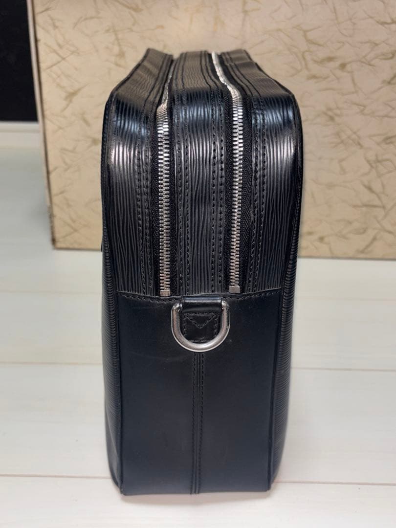 LOUIS VUITTON エピ 2way ショルダーバッグ