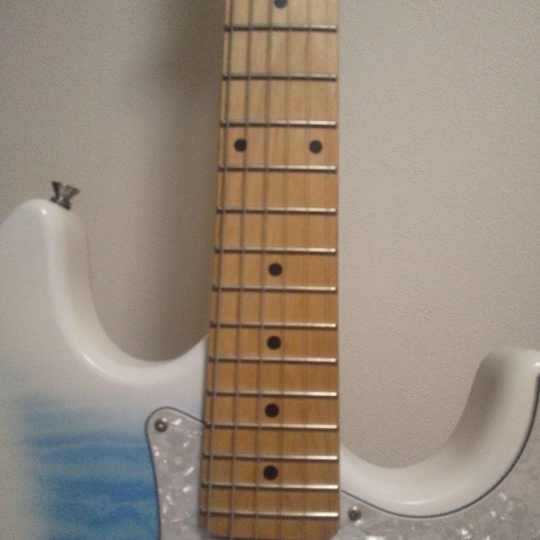 ロゴなし ノーブランド エレキギター ストラトキャスター