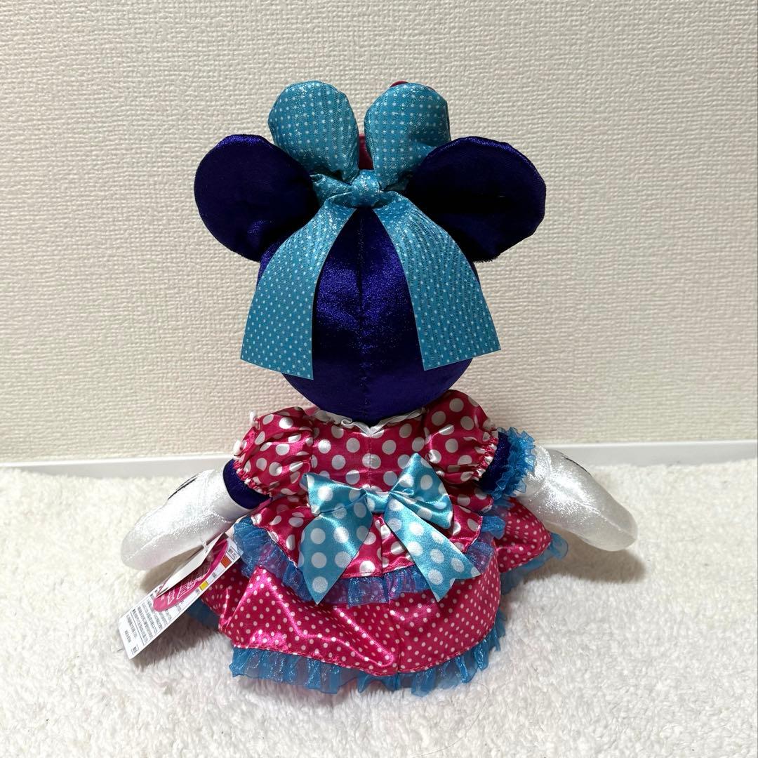 ディズニー パルパルーザ 2026 ミニー ぬいぐるみ - メルカリ