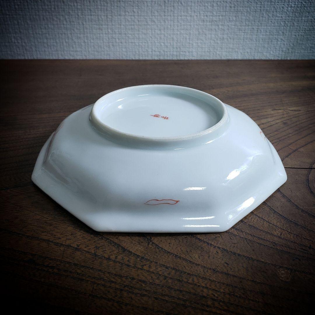 八角皿 古伊万里 菊文様 御所車 車輪 龍 竜 雲竜 明治 色絵付 赤絵 ロ