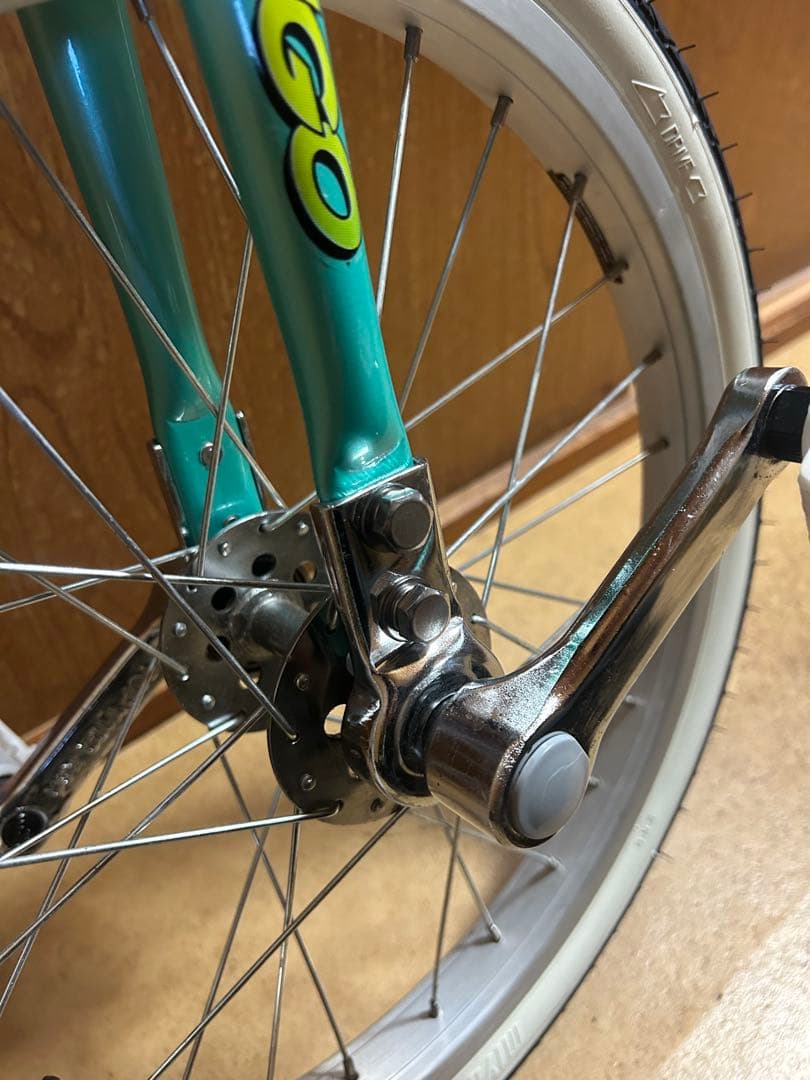 ミヤタ フラミンゴ 競技用一輪車 18×1.75-の店舗・通販情報