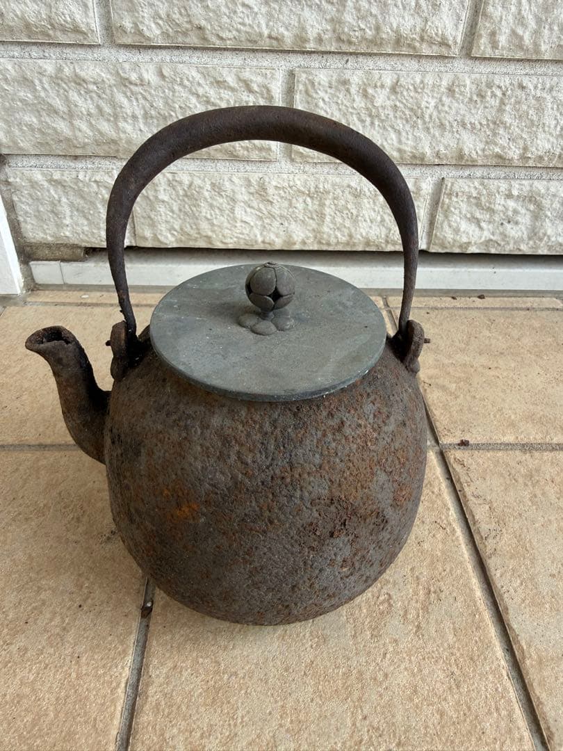在銘 古鉄瓶 鉄瓶 時代物 茶道具 湯沸 鉄器 骨董品 古美術 - メルカリ