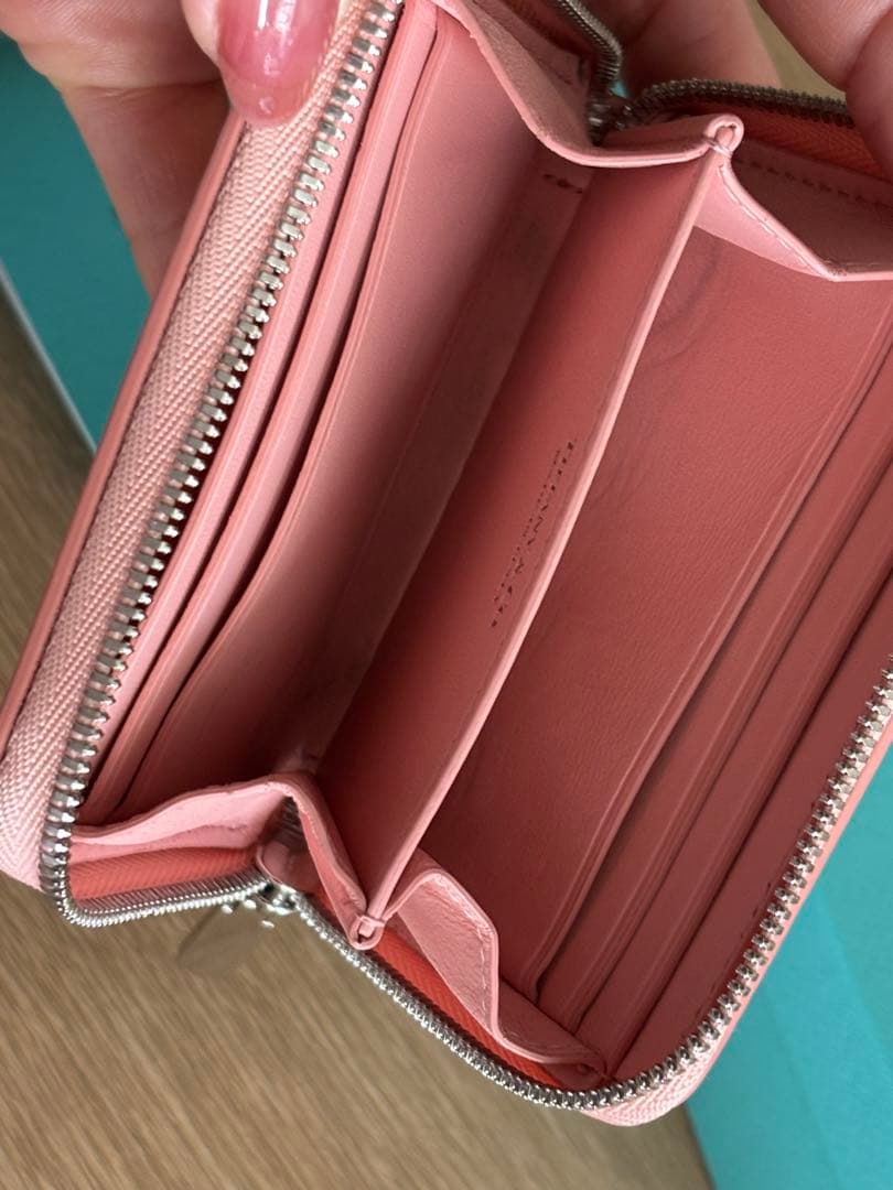 日本限定カラーTiffany&coリターントゥウォレット　ティファニー