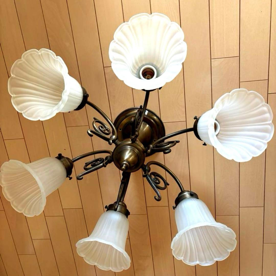 シャンデリア アンティーク￼山田照明シーリングライト天井照明6灯￼ シャンデリア アンティーク￼山田照明シーリングライト天井照明6灯￼