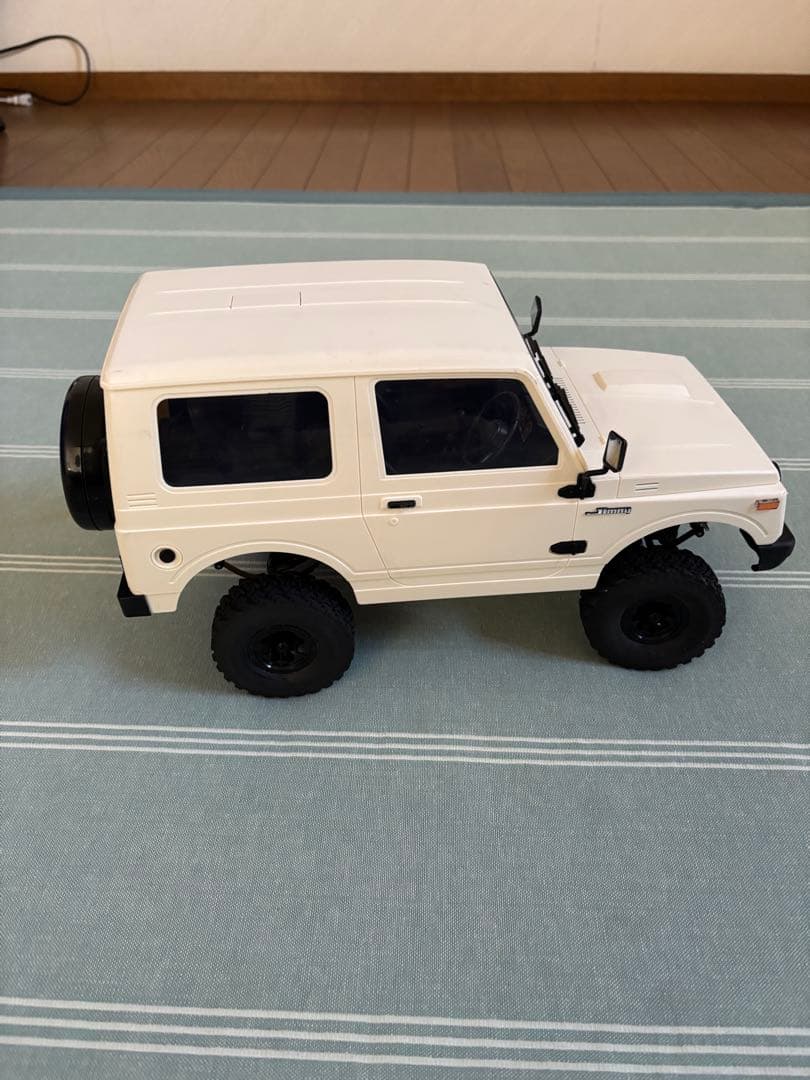 WPL RC SUZUKI Jimny 1/10 ラジコンカー ホワイト