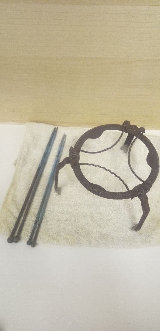 びばち 昭和レトロ 青緑陶器火鉢 夫婦火箸 五徳付き 葛明祥製 鼎泰昌