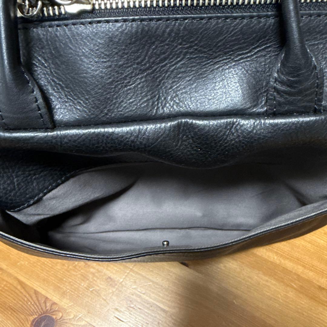 mon　　MADRIGAL おかかえバッグ 黒 マドリガル