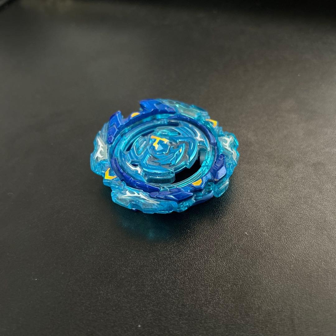 全世界321個限定！ベイブレードバースト リヴァイブフェニックス 青翼Ver.