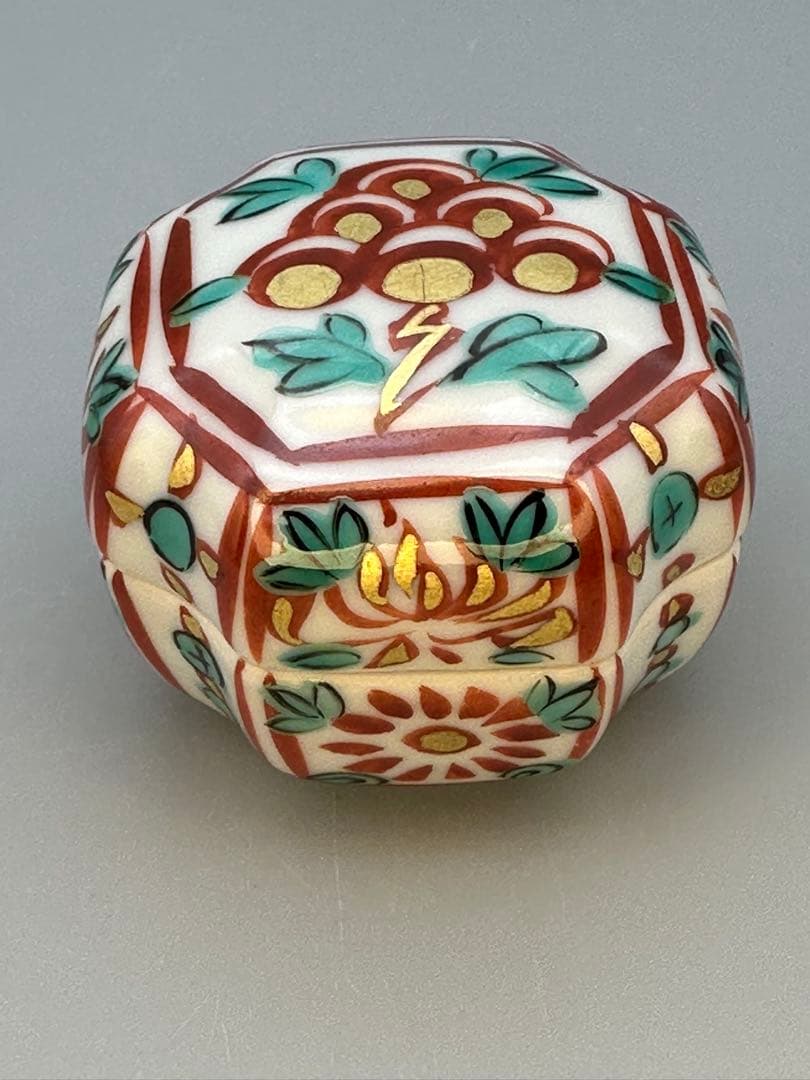 茶道具　香合　真葛香斎　赤絵四入角