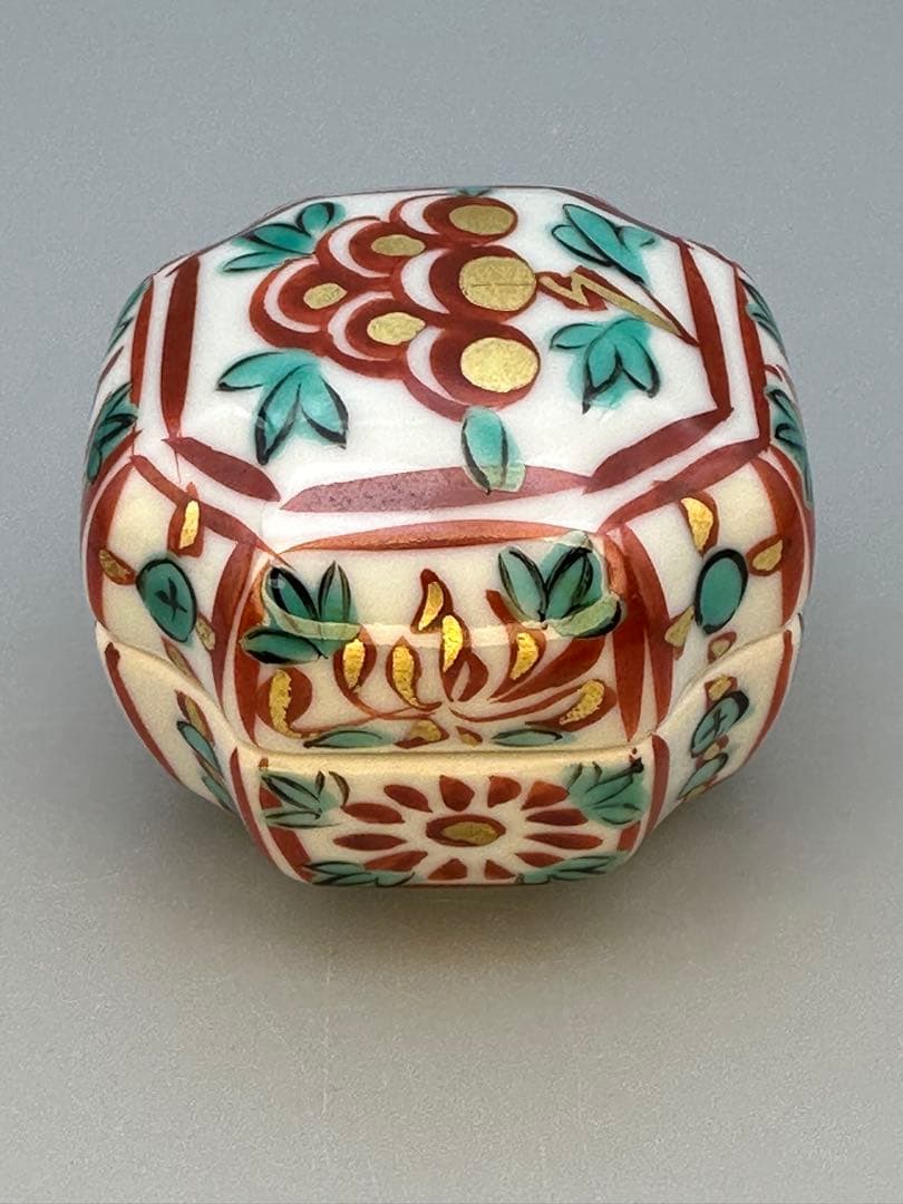 茶道具　香合　真葛香斎　赤絵四入角