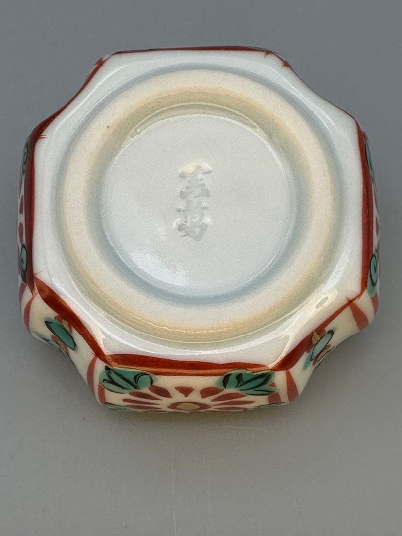 茶道具　香合　真葛香斎　赤絵四入角