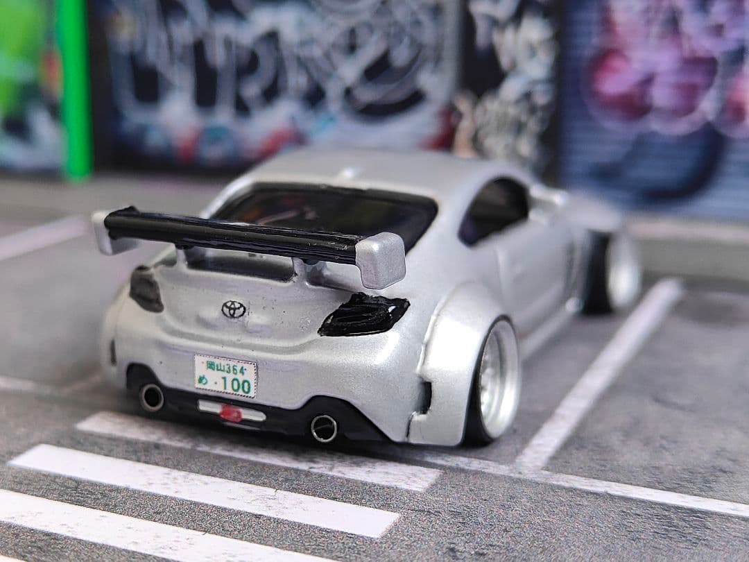 ホットウィールカスタム トヨタ GR86 ドリ車☆オーバーフェンダー☆トミカ改造
