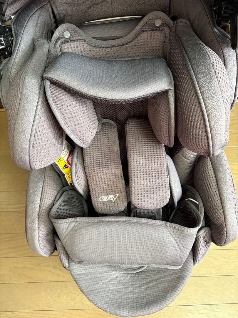 Aprica プラディア　グロウ　isofix セーフティプラス　プレミアム