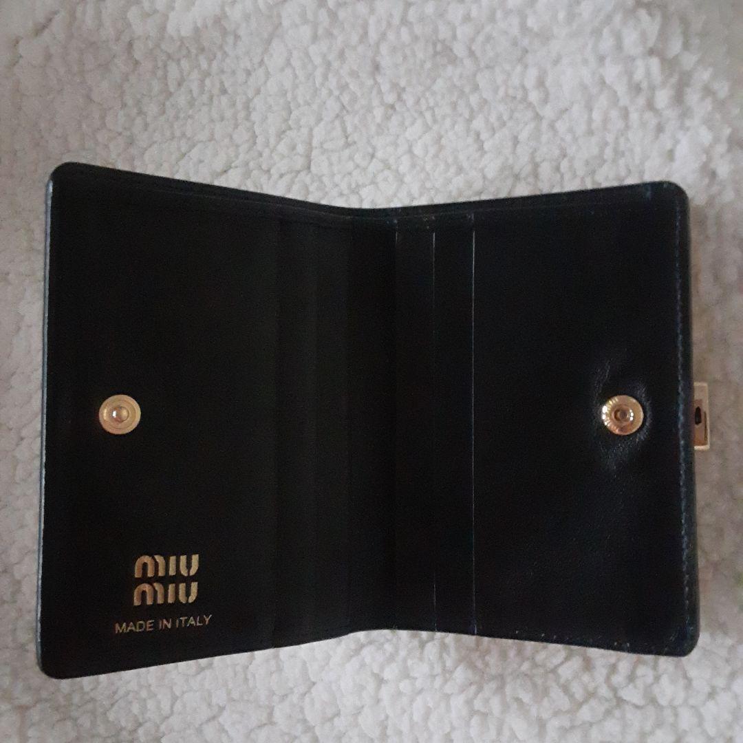 レア】ミュウミュウ パテント エナメル がま口 財布 5ME009
