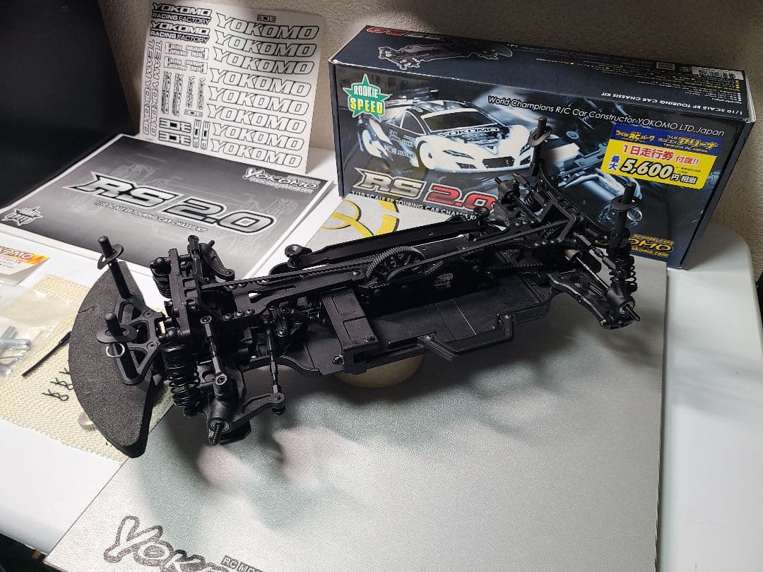 組立済　ルーキースピード　RS2.0　ラジコン　シャーシ　ヨコモ　YOKOMO