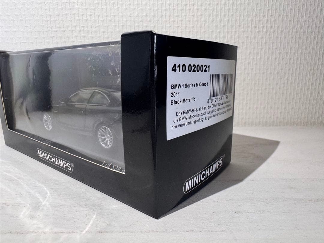 BMW 1er M Coupé ミニカー ブラックメタリック1/43
