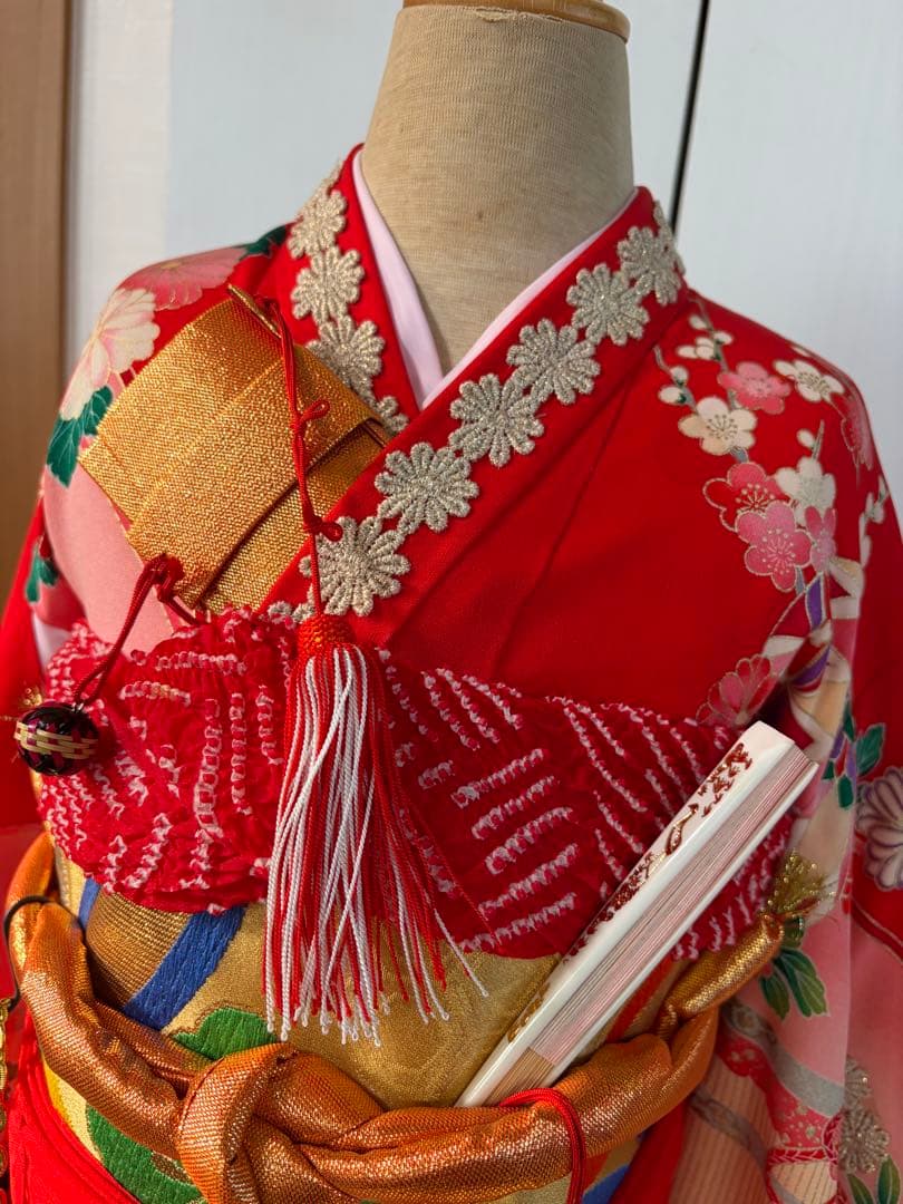 7歳七五三着物 赤色 花柄刺繍モチーフ付き　全セット
