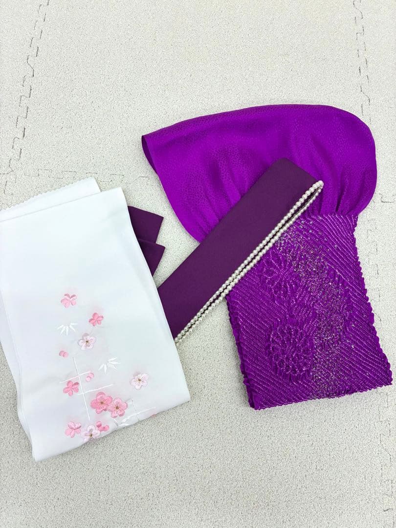 成人式 振袖フルセット 1139 白地 ピンク 紫花柄 正絹 振袖 格安！