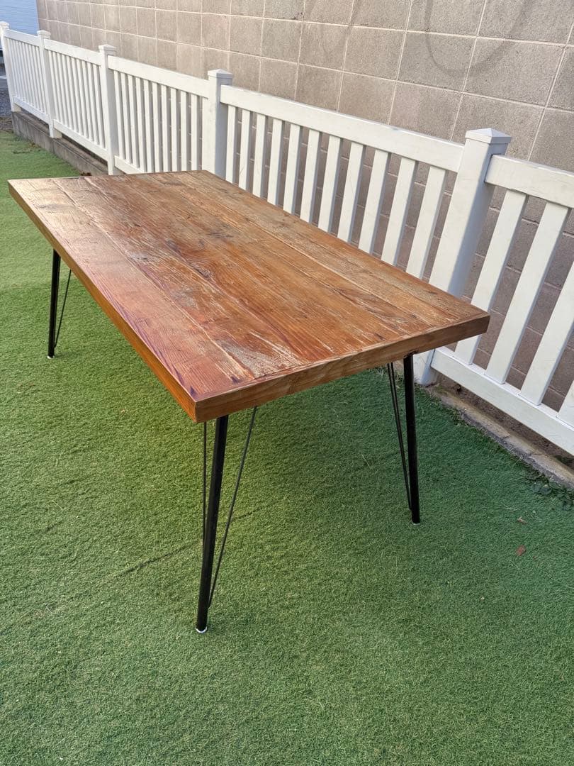 バーンウッド　古材　アンティーク　木製　ダイニングテーブル 金属脚付き