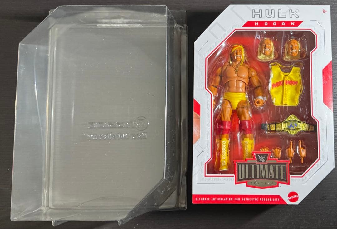 【セール中】【専用ケース付き】 WWE HULK HOGAN フィギュア