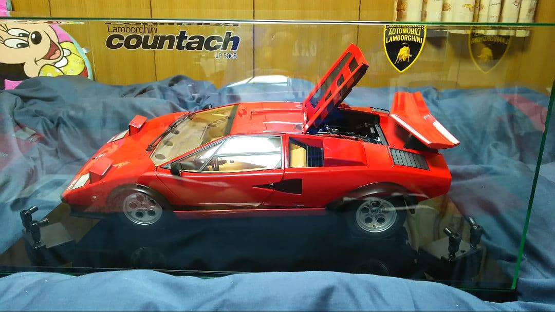 ディアゴスティーニの ランボルギーニLP500S 1/8ダイキャストモデル