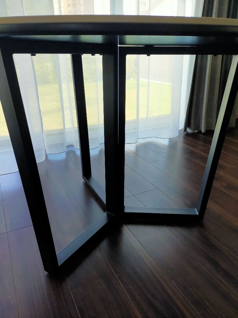 送料込(メルカリたのメル便)大理石風セラミック天板(円形)ラウンドテーブル