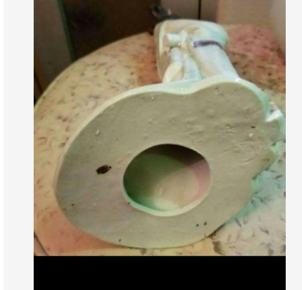 お値下げ中国人形天女です 陶器製です。陶印がありますが私に