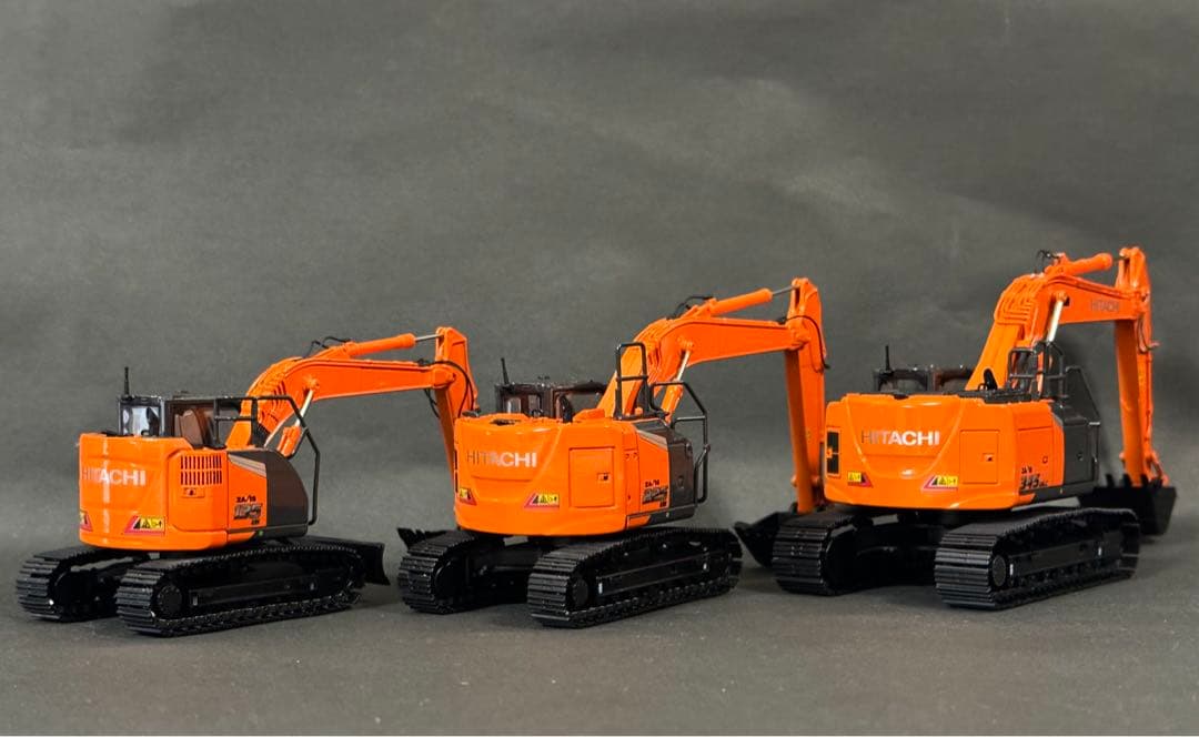 入手困難 日立建機ZAXIS ZX135 225 345 油圧ショベル1/50 - メルカリ