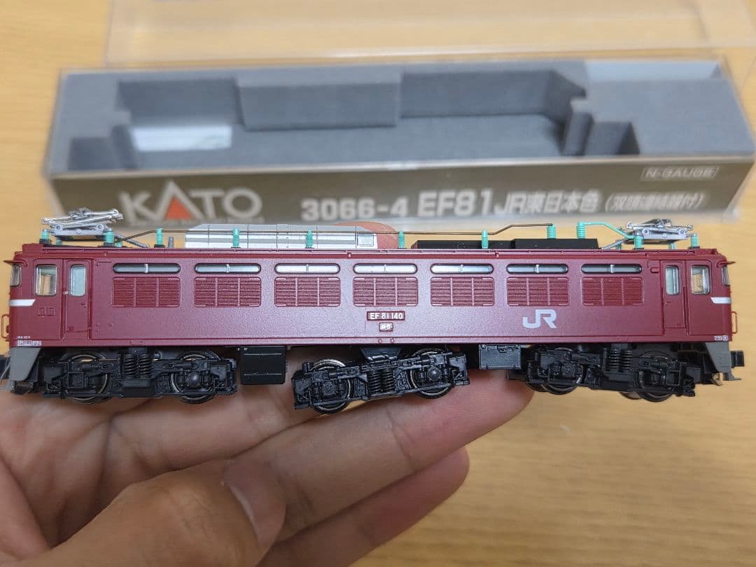 KATO 3006-4 EF81 JR東日本 双方連結器付き