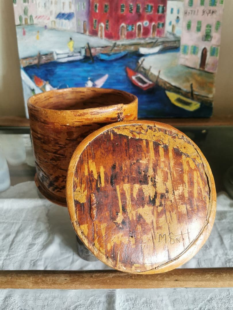 アンティークフランス購入 北欧ハーダンガー赤紅糸刺繍 ライム格子織