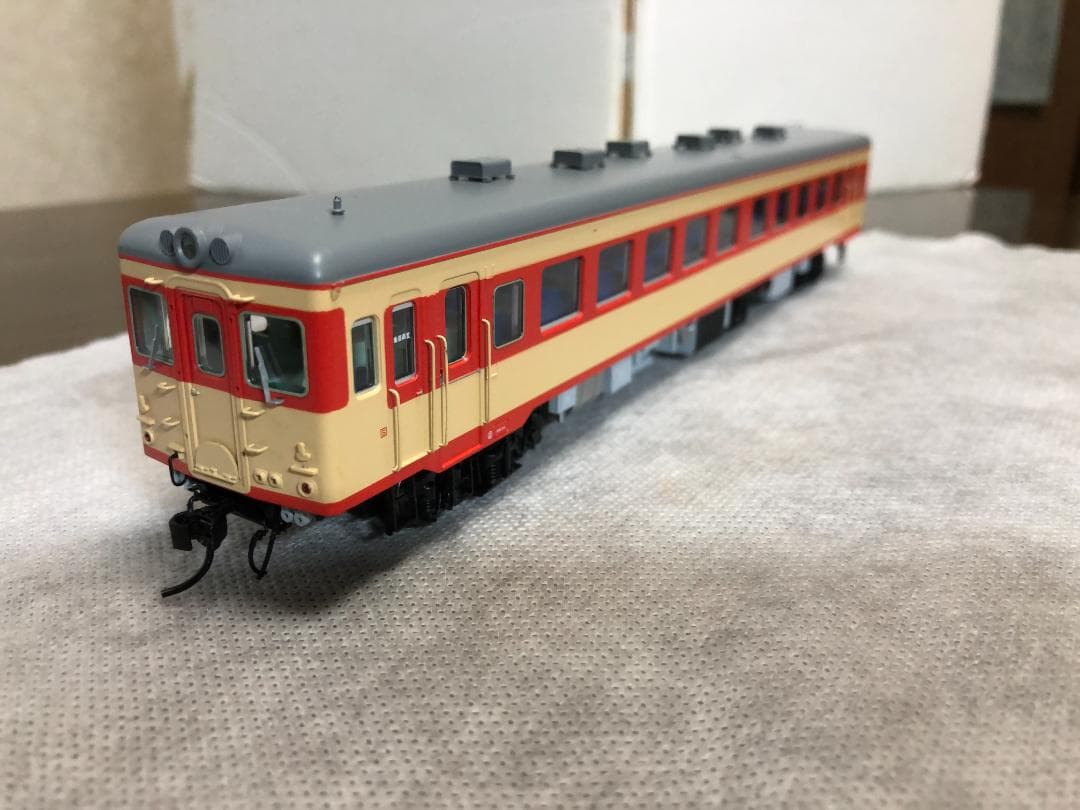 天賞堂 HOゲージ 56031 [キハ26 急行色 2灯シールドビーム]天賞