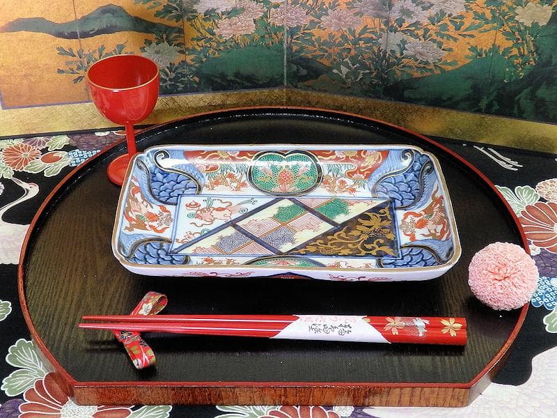 大聖寺伊万里 金襴手 宝尽くしに鳳凰 石畳紋の図 長皿 1296AS-DCn