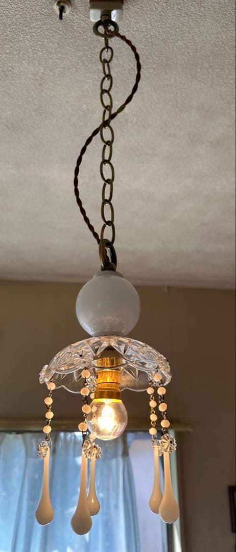 1920年代 フランス アンティーク オパリンガラスの可愛いミニ